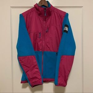 The north face Denali jacket sz S (unisex sizing)
